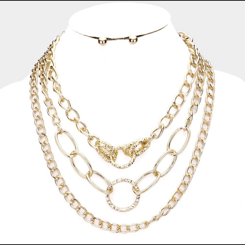 Chained layered up necklace